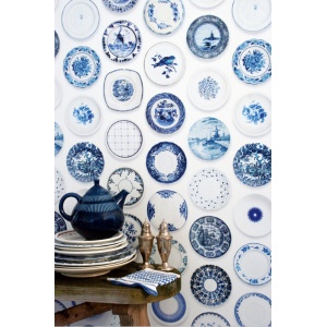 Studio Ditte Porcelain Plate Wallpaper